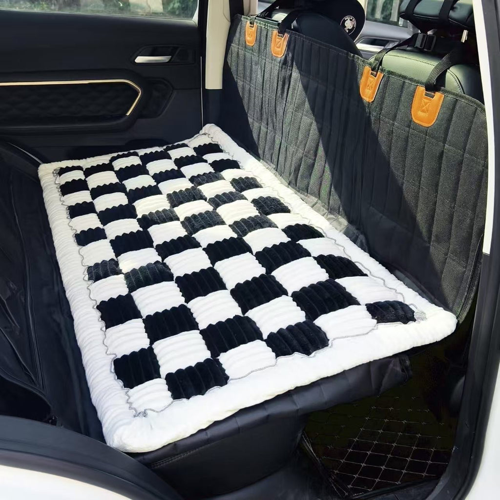 DenHound™ Cozy Plush Car Seat Mat